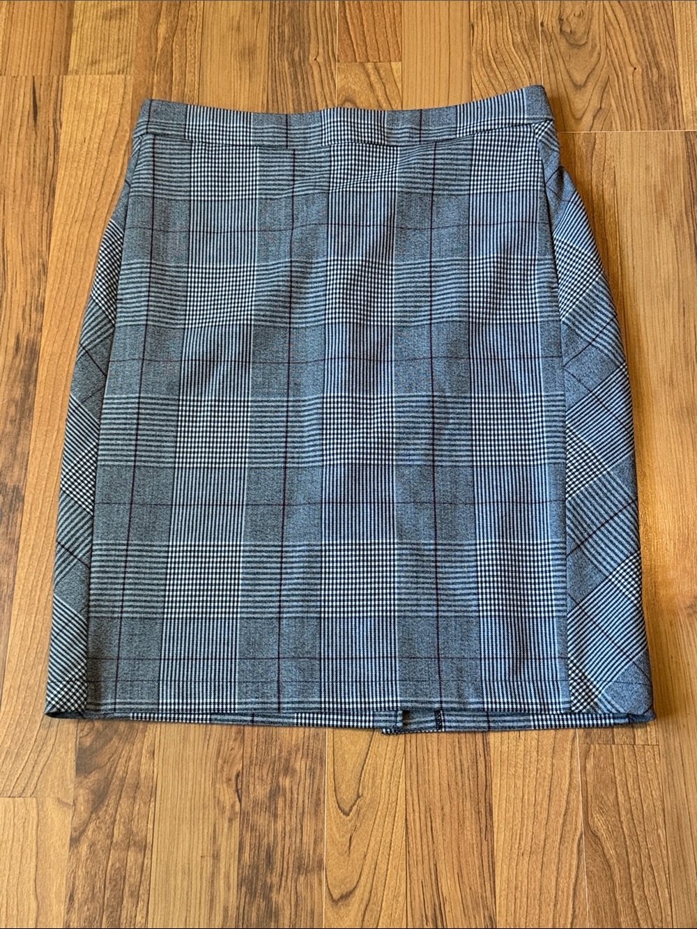 Women’s Gray Plaid Pencil Skirt Size 10